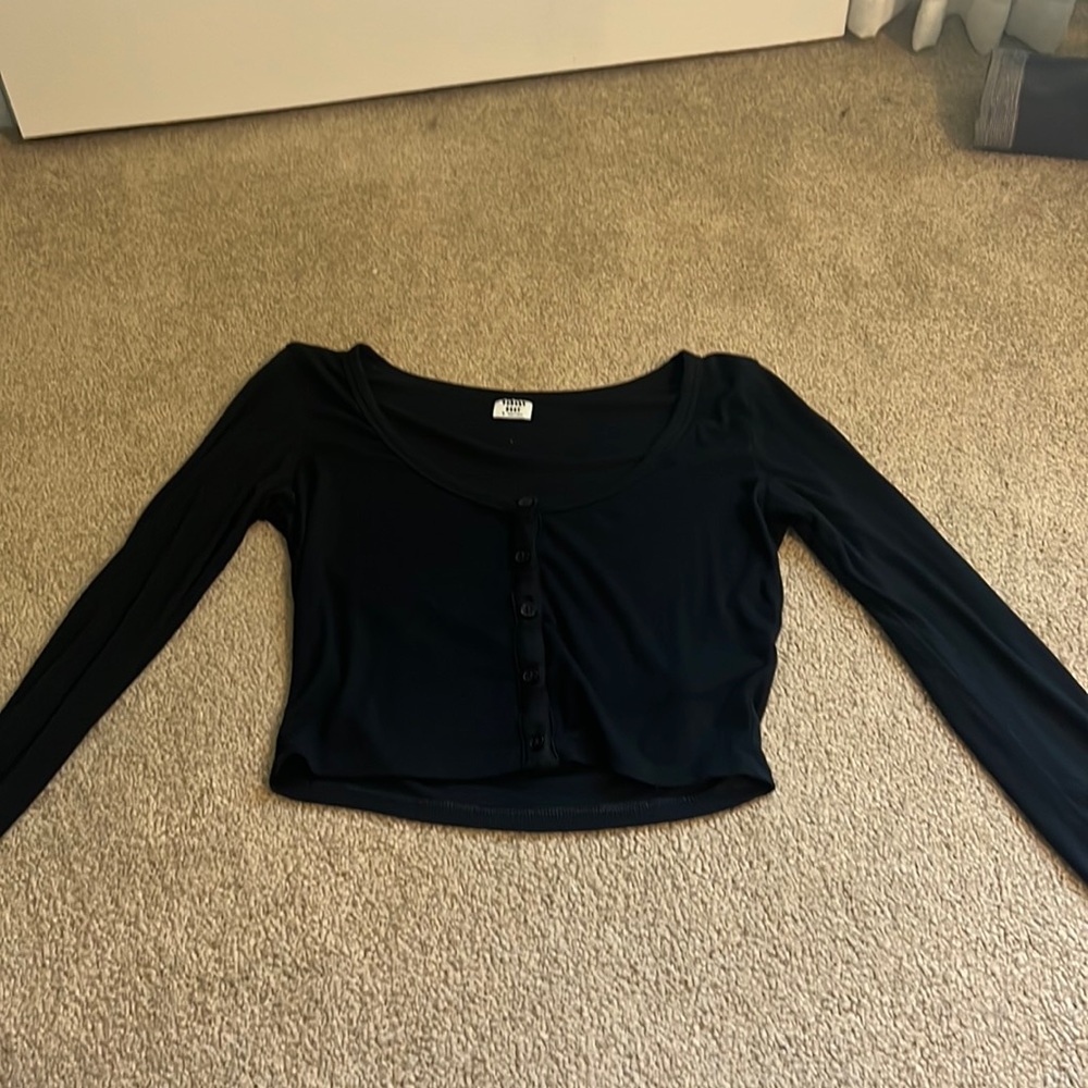 Aritiza Sunday best small